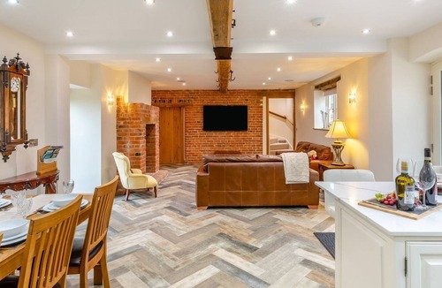 Dalbury Lees Cottage | 3 bedroom accommodation in Longford, near Ashbourne