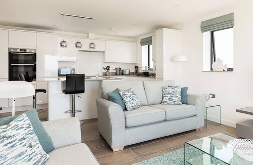 Southbourne Apartment | 3 bedroom accommodation in Bournemouth