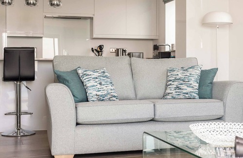 Southbourne Apartment | 3 bedroom accommodation in Bournemouth