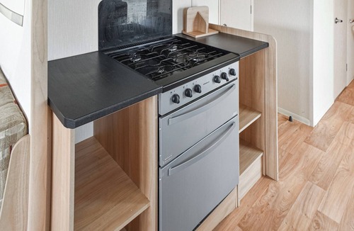 Leysdown-on-Sea Cottage | 3 bedroom accommodation in Isle Of Sheppey, near Faversham
