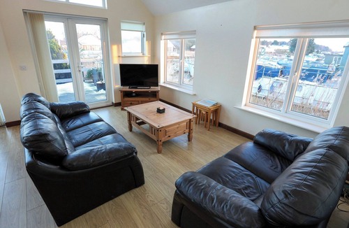 Haddiscoe Cottage | 3 bedroom accommodation in St Olaves, near Beccles