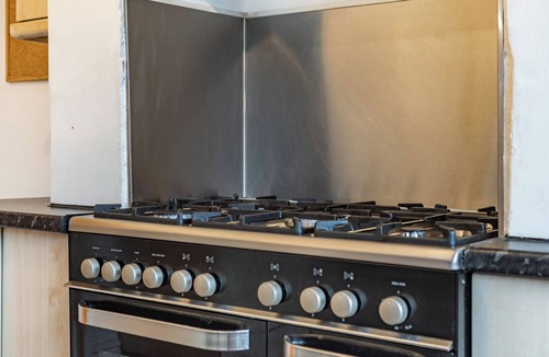 Andover Cottage | 3 bedroom accommodation in Andover