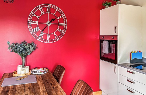 Flaxton Ski Chalet | 3 bedroom accommodation in Flaxton