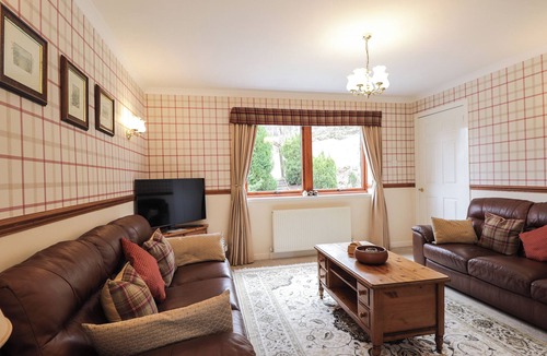 Kyleakin Cottage | 3 bedroom accommodation in Gorstan, near Garve