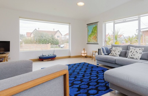 Thorpeness Cottage | 3 bedroom accommodation in Thorpeness, near Aldeburgh
