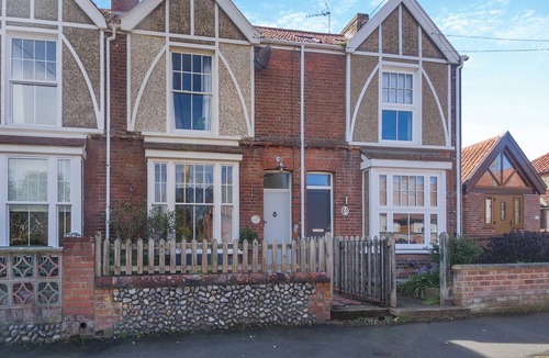 Overstrand Cottage | 3 bedroom accommodation in Overstrand, near Cromer