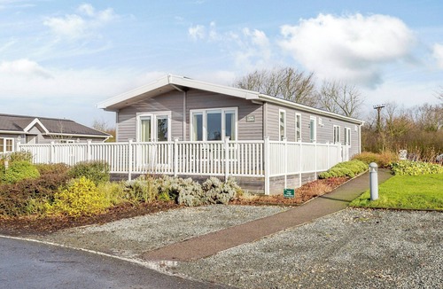 Willington Cottage | 3 bedroom accommodation in Mercia Marina, Willington