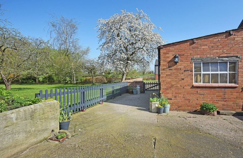 Whitchurch Cottage | 3 bedroom accommodation in Malpas