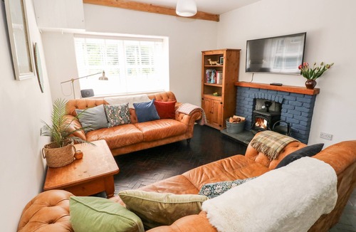Narberth Cottage | 3 Bridge Villas