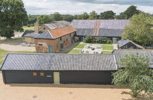Beccles House | 3 Henham Barns