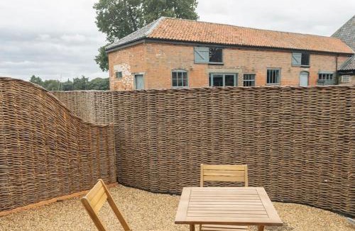 Beccles House | 3 Henham Barns