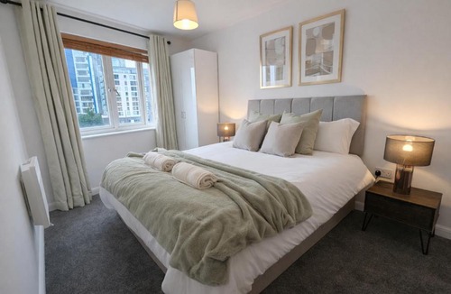 Hemel Hempstead Apartment | 36 Handley's Elite Apartment 2Bed Flat CityCenter