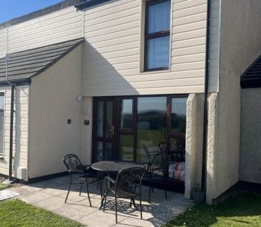 St. Agnes Apartment | 39 Perran View Your Home Away from Home in Cornwall