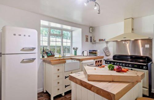 Kirkby Stephen House | 4 Bed in Kirkby Stephen oc-92503