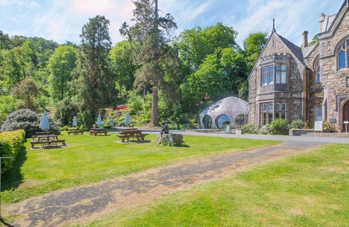 Llanbedrog Cottage | 4 Bed in Llanbedrog (oc-bow103)