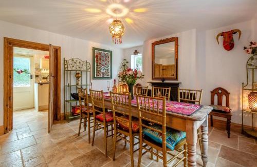 Orston House | 4 Bed in Long Bennington oc-p29872