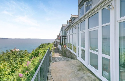 West Looe Cottage | 4 Bed in Looe (oc-l30051)