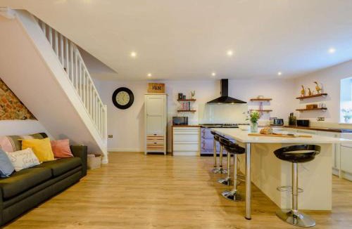 Melton Constable House | 4 Bed in Melton Constable oc-88678