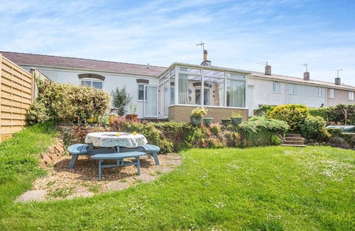 Garn Fadryn House | 4 Bed in Morfa Nefyn (oc-bow10)