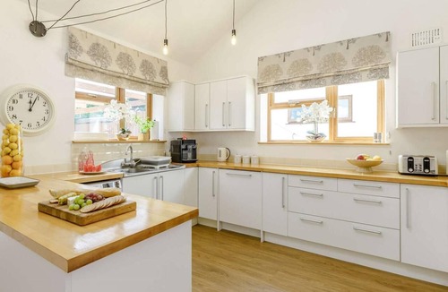Okehampton Cottage | 4 Bed in Okehampton (oc-83785)