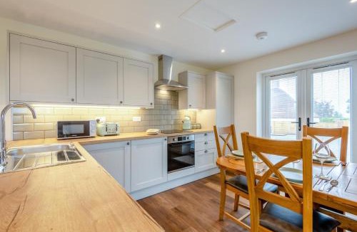 Stalisfield House | 4 Bed in Otterden oc-d36009