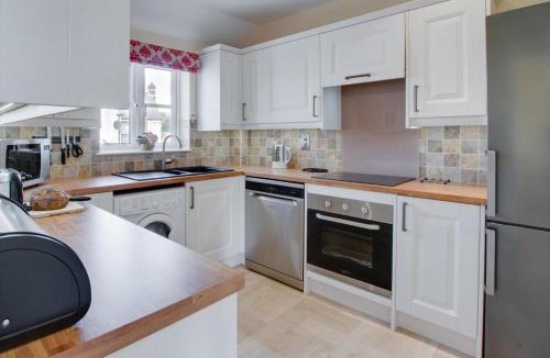Horton House | 4 Bed in Port Eynon oc-hh9905