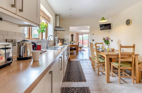 Monmouth Cottage | 4 Bed in Wonastow (oc-k29425)