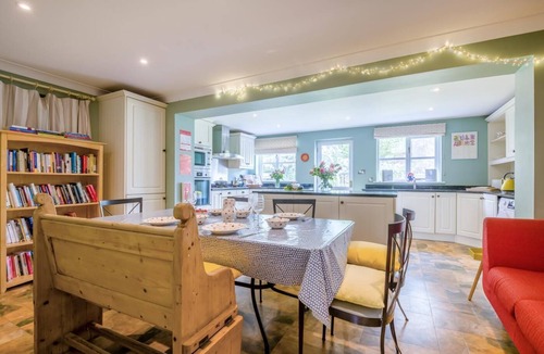 Wool Cottage | 4 Bed in Wool (oc-p28895)