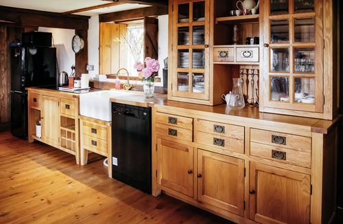 Thurlby Cottage | 4 bedroom accommodation in Baston, near Stamford