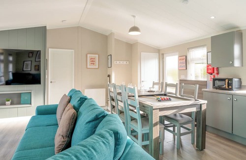 Raywell Ski Chalet | 4 bedroom accommodation in Raywell, Beverley