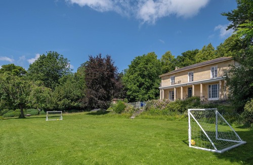 Shrewton Cottage | 4 bedroom accommodation in Shrewton, near Salisbury