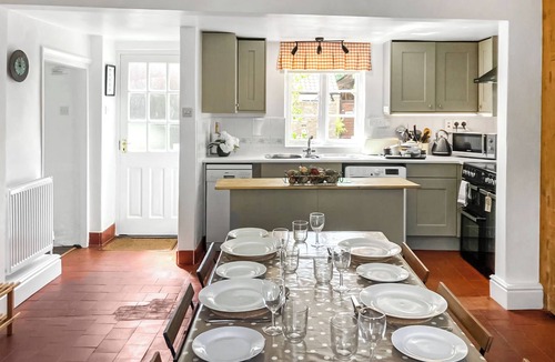 Hotham Cottage | 4 bedroom accommodation in Nordham, near Beverley