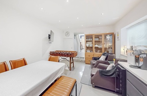 Coxhoe Cottage | 4 bedroom accommodation in Coxhoe, nearby Durham