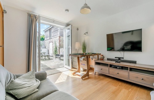 St. Just in Roseland Cottage | 4 bedroom accommodation in St Just-in-Roseland, near St Mawes