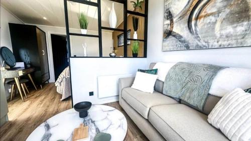 Llandudno Junction House | 4 - Castle View Pod with Hot Tub