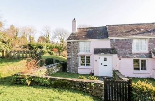 Lansallos Cottage | 4 Rose Cottages