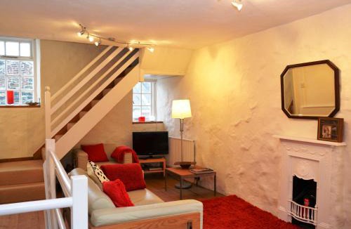 Keswick House | 4 The Plosh