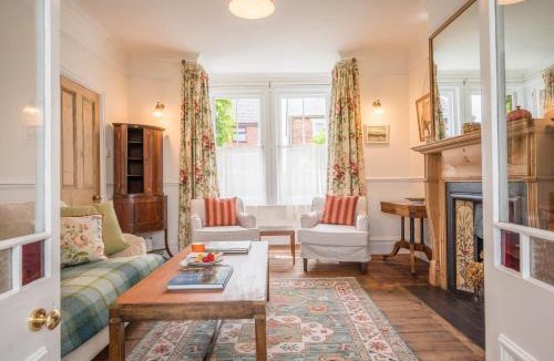 Leiston House | 45 Carr Avenue, Leiston