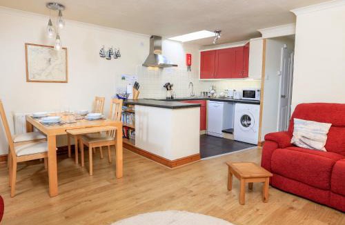 Malborough House | 49 Cumber Close