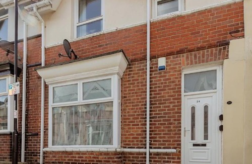 Sunderland Apartment | 4Bed 2Bath Home - Great Location Nr Crownworks