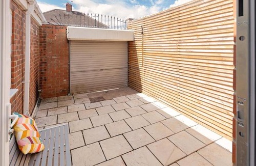 Sunderland Apartment | 4Bed 2Bath Home - Great Location Nr Crownworks