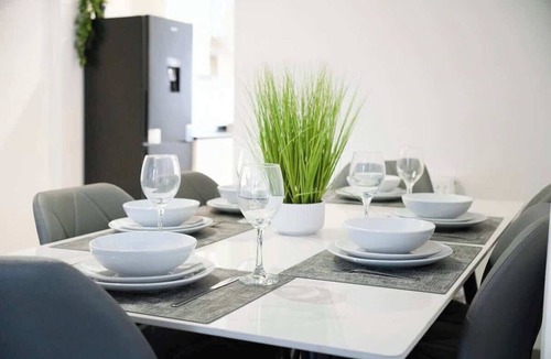 North Bitchburn House | 4BR Group House Bishop Auckland | Stay With Us
