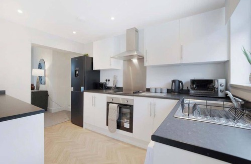 North Bitchburn House | 4BR Group House Bishop Auckland | Stay With Us