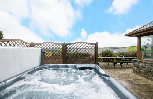 Aberystwyth House | 5 Bed in Aberystwyth oc-wan443