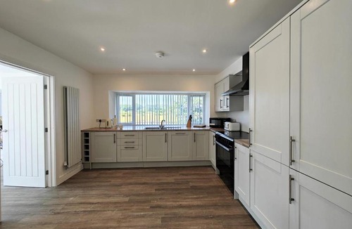 Bala House | 5 Bed in Llandderfel oc-b45562