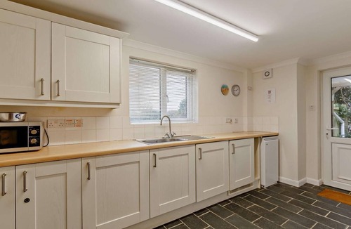 Constantine Bay Cottage | 5 Bed in Padstow (oc-p00051)