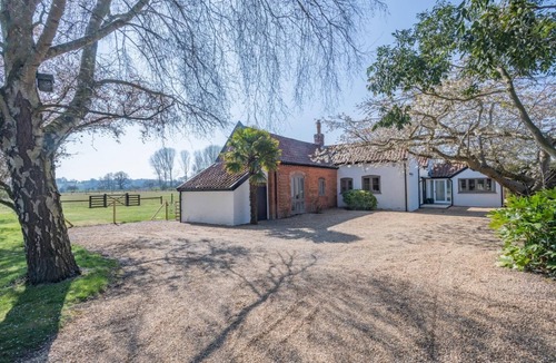 Postwick with Witton Cottage | 5 Bed in Postwick (oc-w30947)