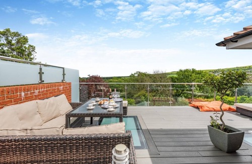Studland Cottage | 5 Bed in Studland (oc-wy365)