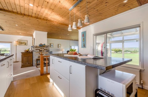 Trebetherick House | 5 Bed in Trebetherick (oc-t33296)