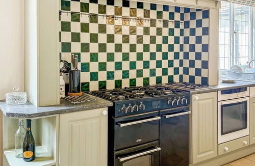 Sandilands Cottage | 5 bedroom accommodation in Sandilands